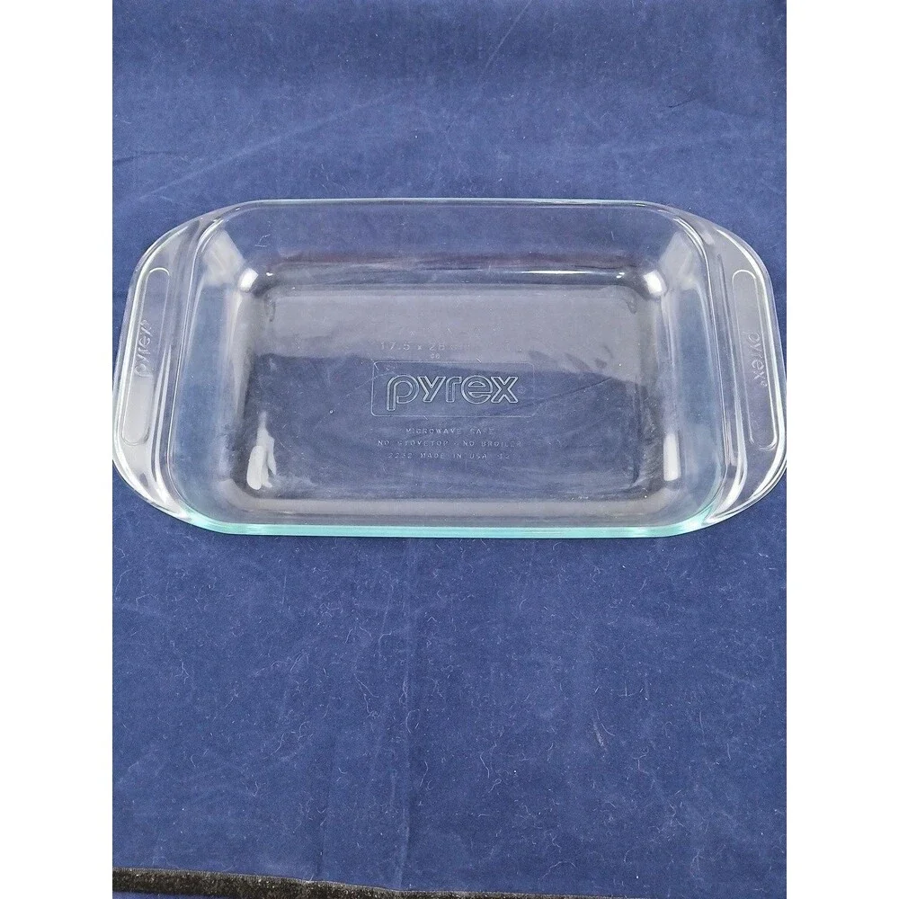 Vintage Pyrex 232-R Clear Glass 2 Qt Baking Pan Casserole Dish 11x7x2 USA